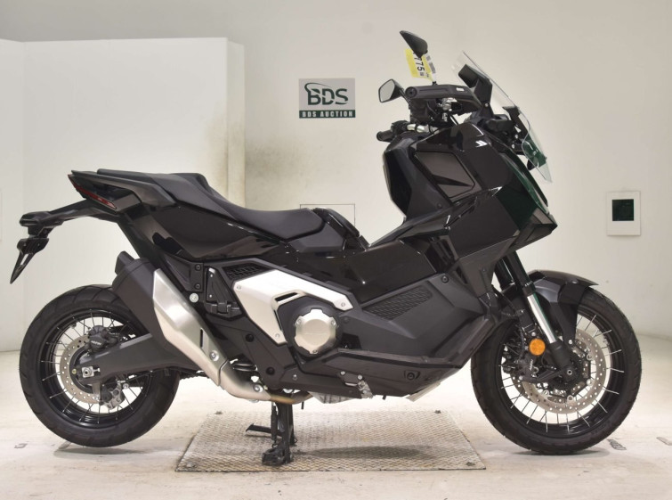 Мотоцикл Honda X-ADV750-2 з пробігом 202 km