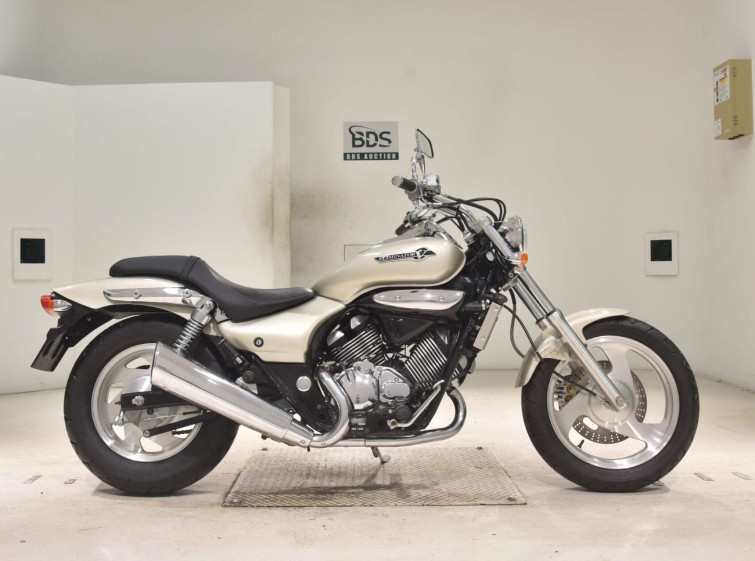 Мотоцикл Kawasaki ELIMINATOR 250V с пробегом 593 km