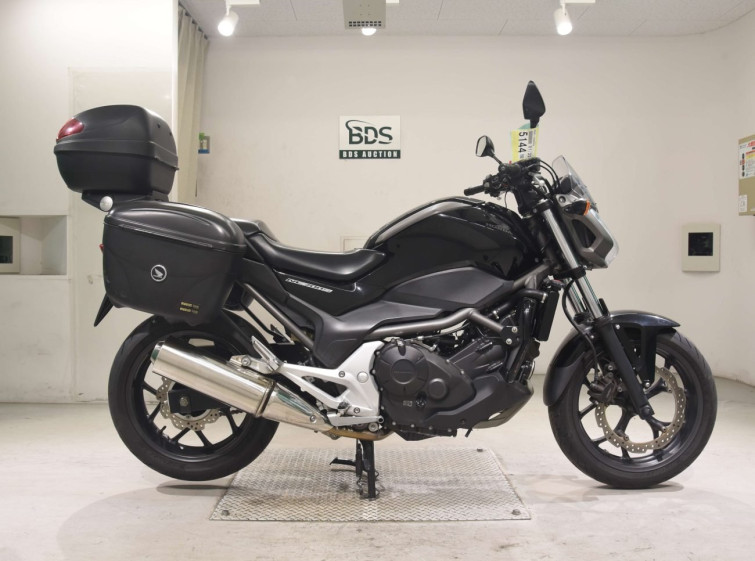 Мотоцикл Honda NC700S з пробігом 14075 km