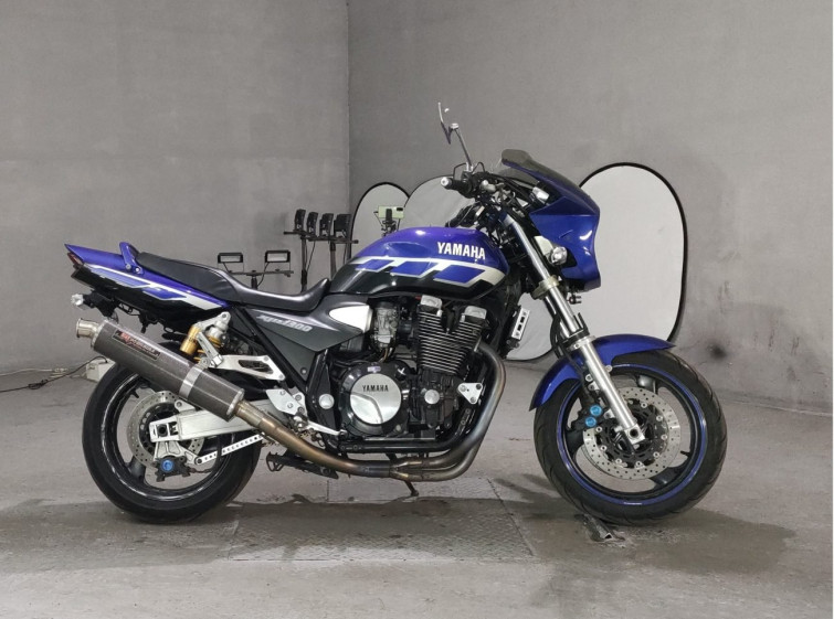 Мотоцикл Yamaha XJR1300 с пробегом 27588 km