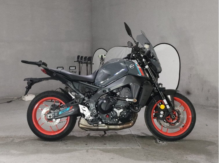 Мотоцикл Yamaha MT-09 з пробігом 20275 km