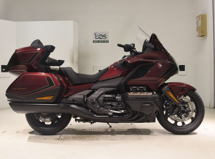 Мотоцикл Honda GL1800 TOUR D с пробегом 4 km
