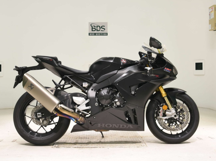 Мотоцикл Honda CBR1000RR SP с пробегом 5464 km