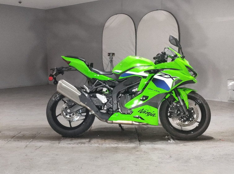 Мотоцикл Kawasaki NINJA ZX-4RR з пробігом 149 km