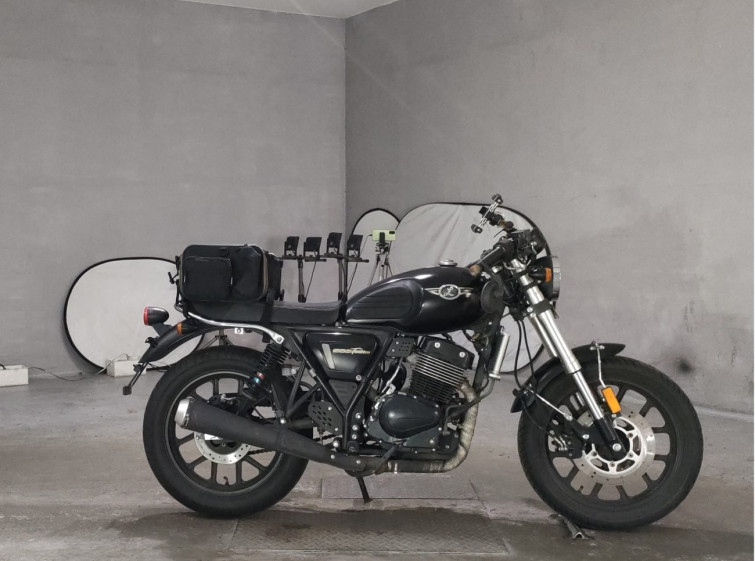 Мотоцикл GPX LEGEND 250 TWIN з пробігом 20668 km