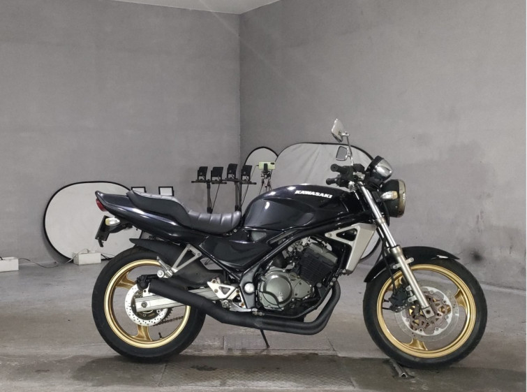 Мотоцикл Kawasaki BALIUS ZR250 з пробігом 18567 km