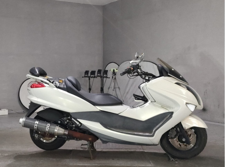 Мотоцикл Yamaha MAJESTY 250 з пробігом 49050 km