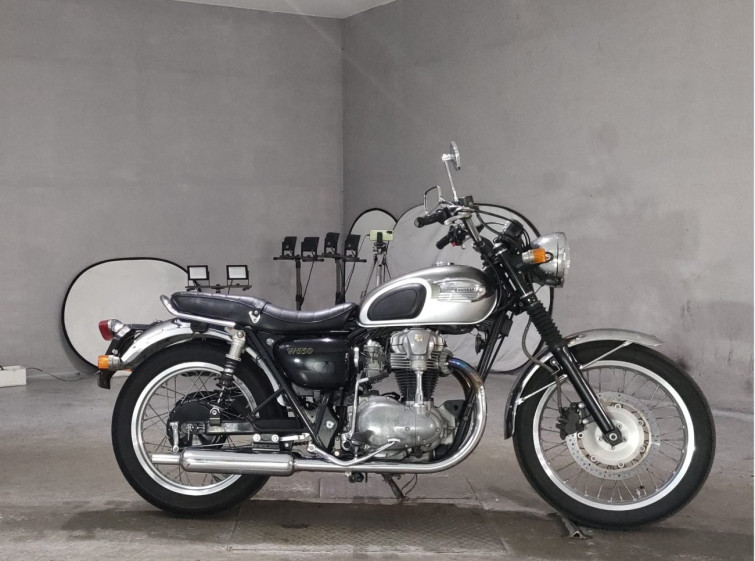 Мотоцикл Kawasaki W650 с пробегом 34930 km