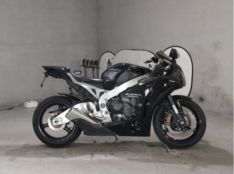 Мотоцикл Honda CBR1000RR с пробегом 20314 km
