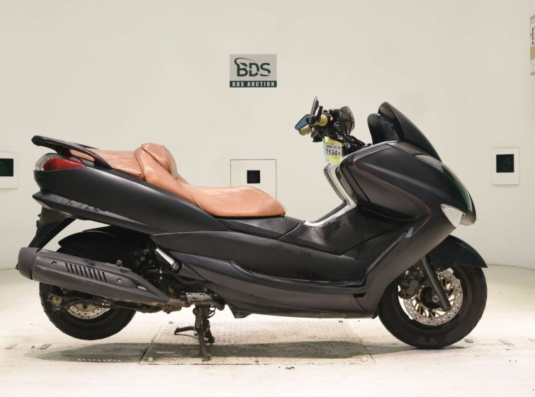 Мотоцикл Yamaha MAJESTY 250C с пробегом 28280 km