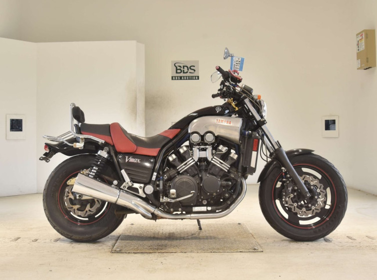 Мотоцикл Yamaha V-MAX1200 з пробігом 80085 km