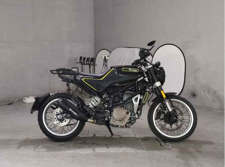 Мотоцикл Husqvarna SVARTPILEN 401 с пробегом 7057 km
