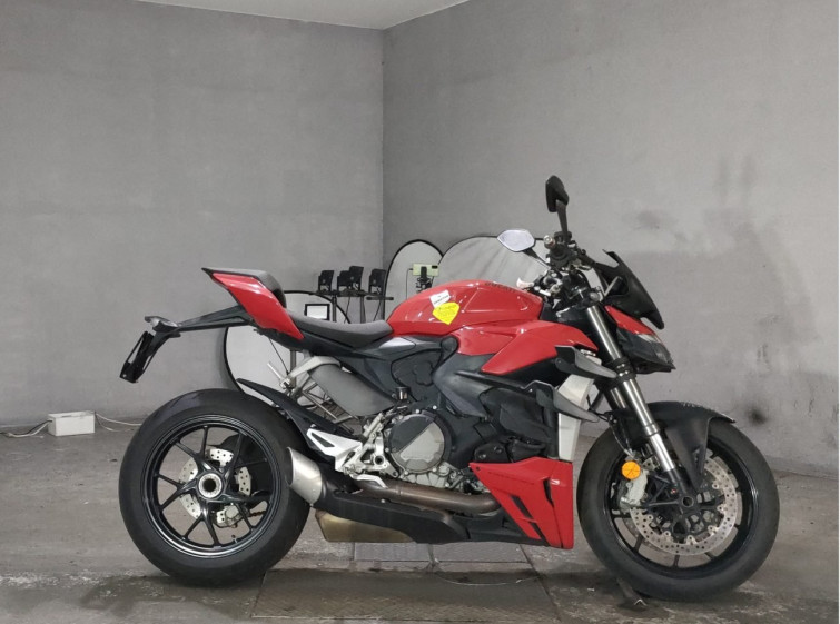 Мотоцикл Ducati STREETFIGHTER V2 с пробегом 6892 km