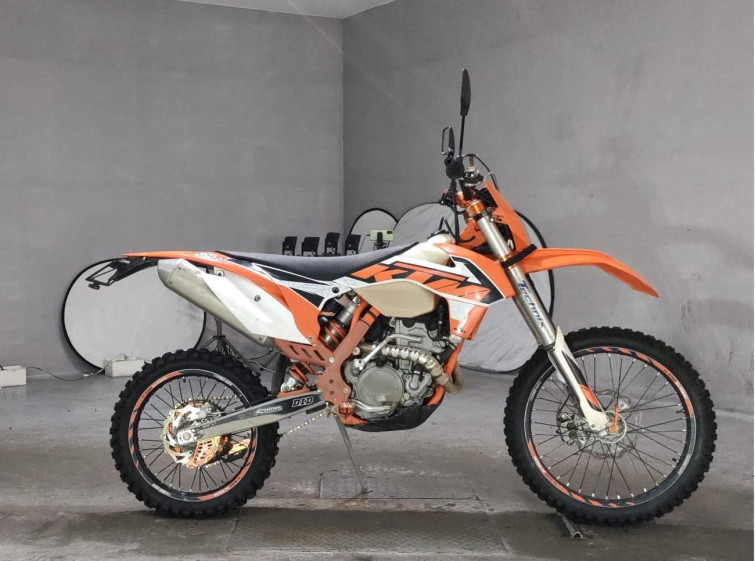 Мотоцикл KTM 250EXC-F SIX DAYS з пробігом 5026 km