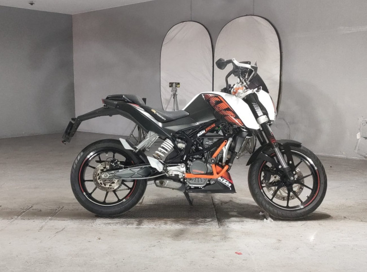 Мотоцикл KTM 200 DUKE с пробегом 43629 km