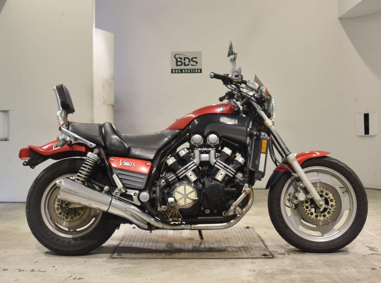Мотоцикл Yamaha V-MAX1200 з пробігом 15049 m