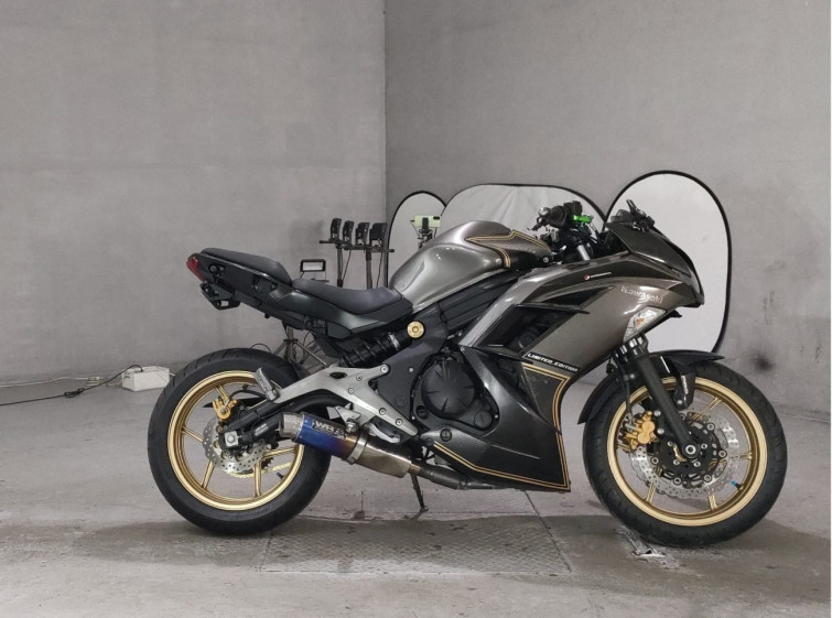 Мотоцикл Kawasaki NINJA400 с пробегом 33250 km