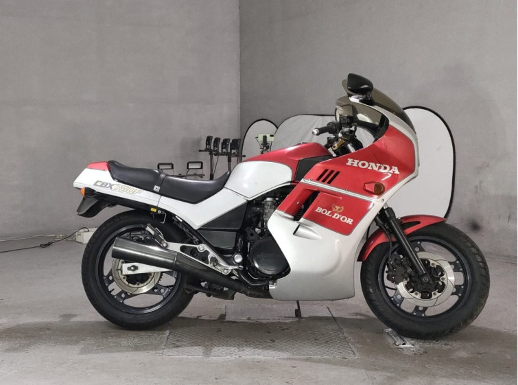 Мотоцикл Honda CBX750F з пробігом 27168 km