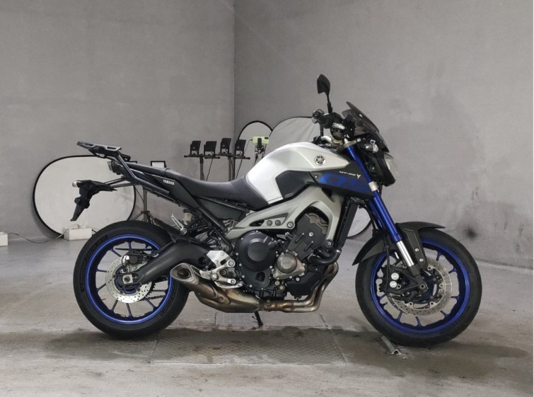 Мотоцикл Yamaha MT-09 з пробігом 40787 km