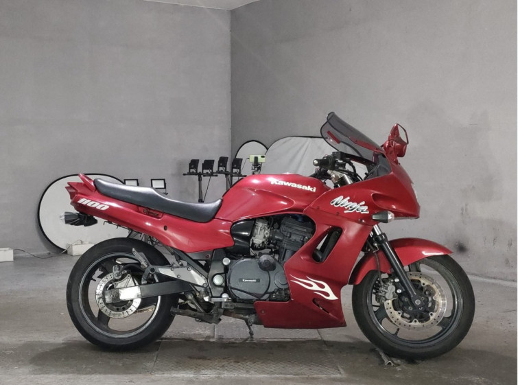 Мотоцикл Kawasaki GPZ1100 с пробегом 45610 km