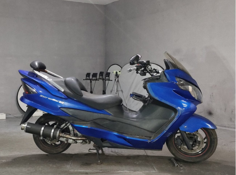 Мотоцикл Suzuki SKYWAVE 250S