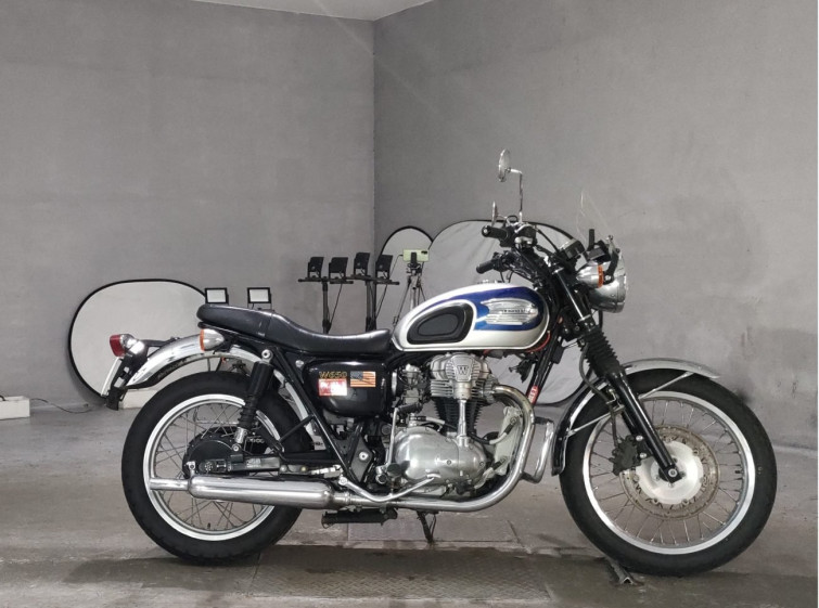Мотоцикл Kawasaki W650 с пробегом 50835 km