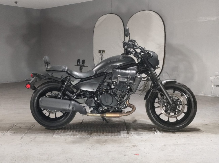Мотоцикл Kawasaki ELIMINATOR 400 с пробегом 9383 km