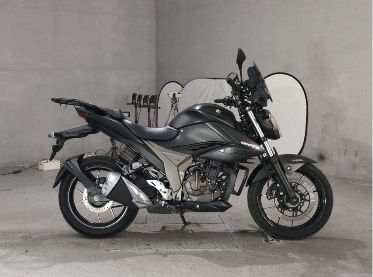 Мотоцикл Suzuki GIXXER250 з пробігом 10229 km
