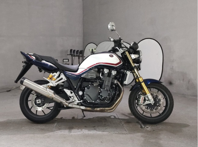 Мотоцикл Honda CB1300SF з пробігом 3271 km