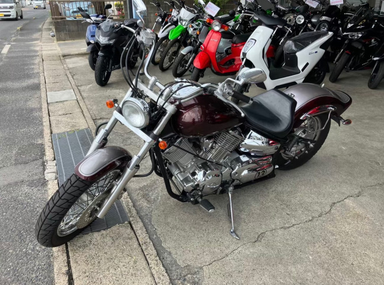 Мотоцикл Yamaha DRAGSTAR XVS1100 з пробігом 9949 km