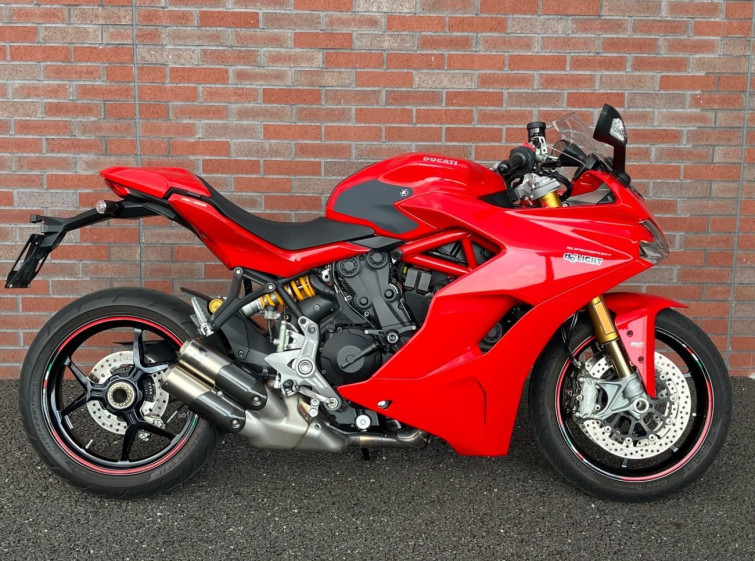 Мотоцикл Ducati SUPERSPORT 950S с пробегом 15240 km
