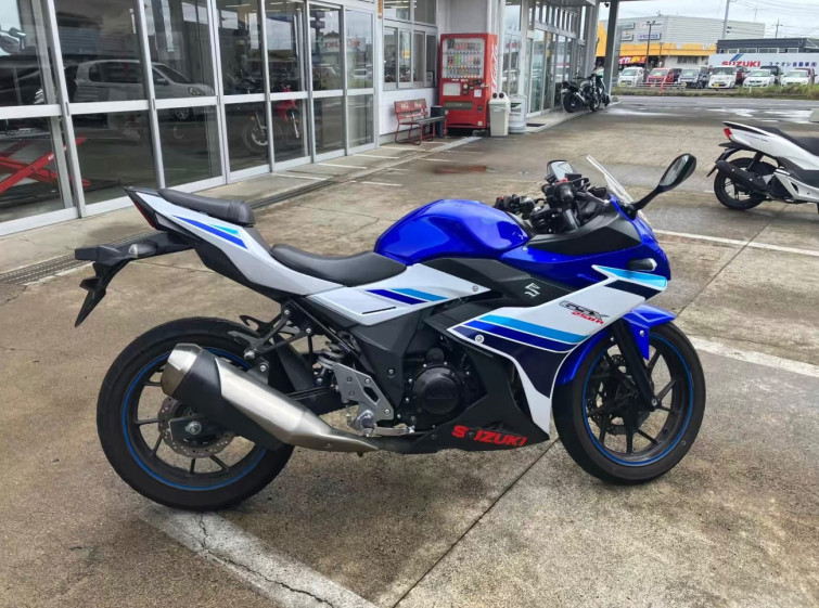 Мотоцикл Suzuki GSX250R с пробегом 32289 km
