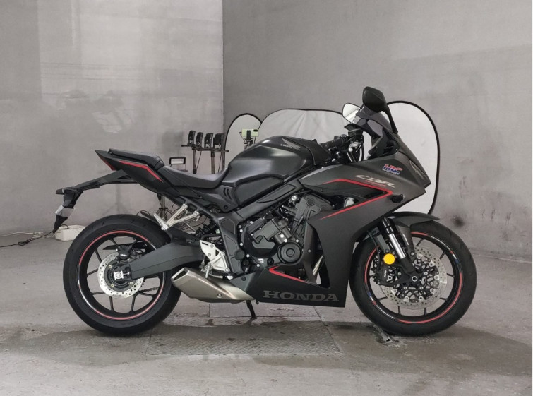 Мотоцикл Honda CBR650F з пробігом 2284 km