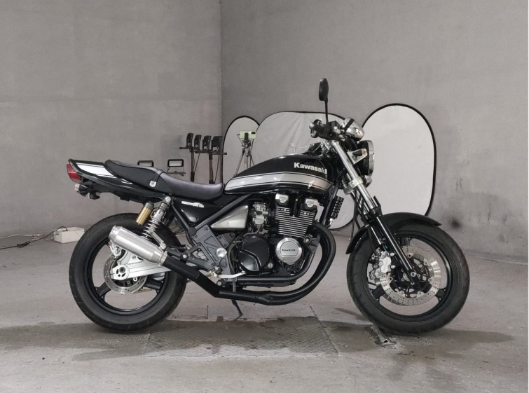 Мотоцикл Kawasaki ZEPHYR400 з пробігом 33727 km