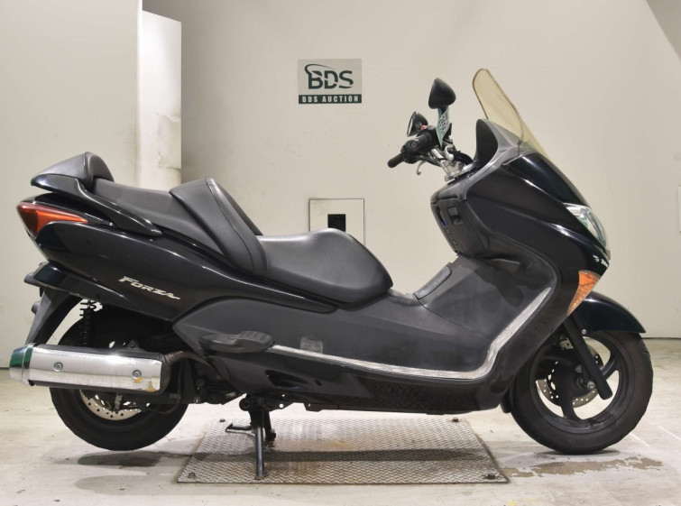 Мотоцикл Honda FORZA Z з пробігом 56517 km
