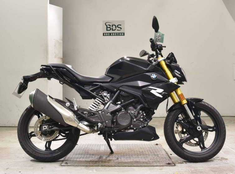 Мотоцикл BMW G310R с пробегом 1200 km