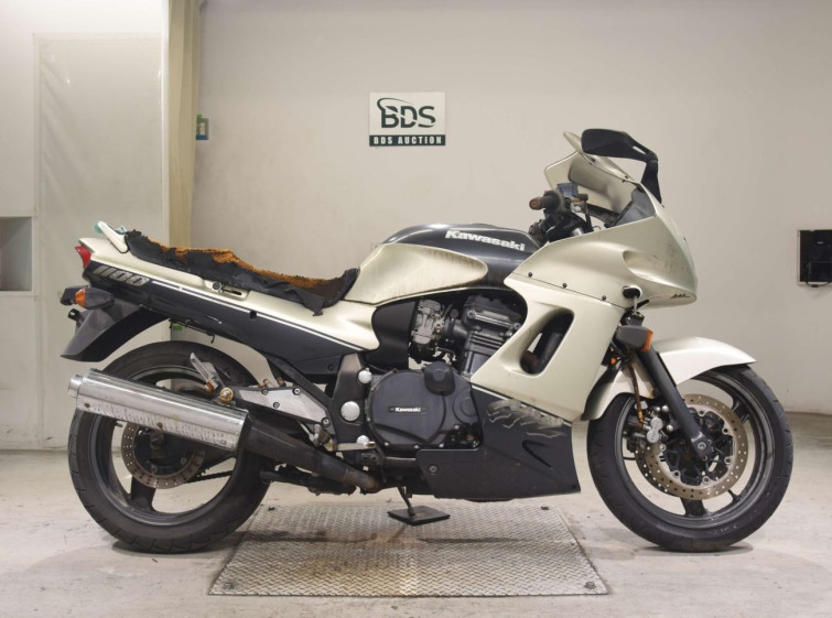 Мотоцикл Kawasaki GPZ1100 с пробегом 10932 km