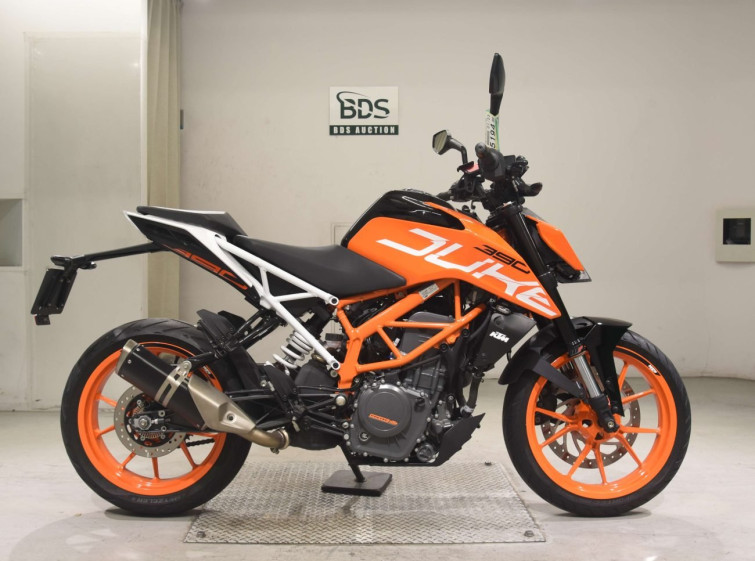 Мотоцикл KTM 390 DUKE з пробігом 7608 km