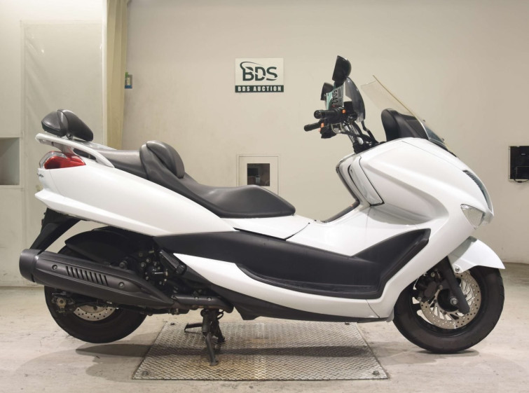 Мотоцикл Yamaha MAJESTY 250 з пробігом 51677 km
