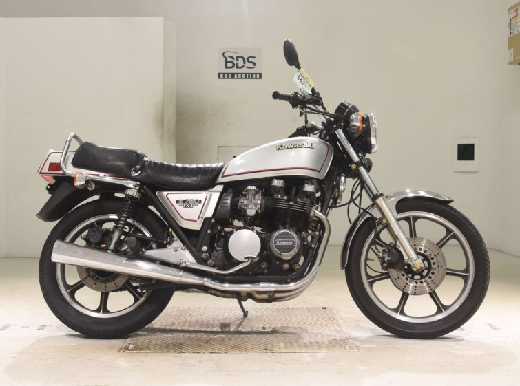 Мотоцикл Kawasaki Z750FX з пробігом 27237 km