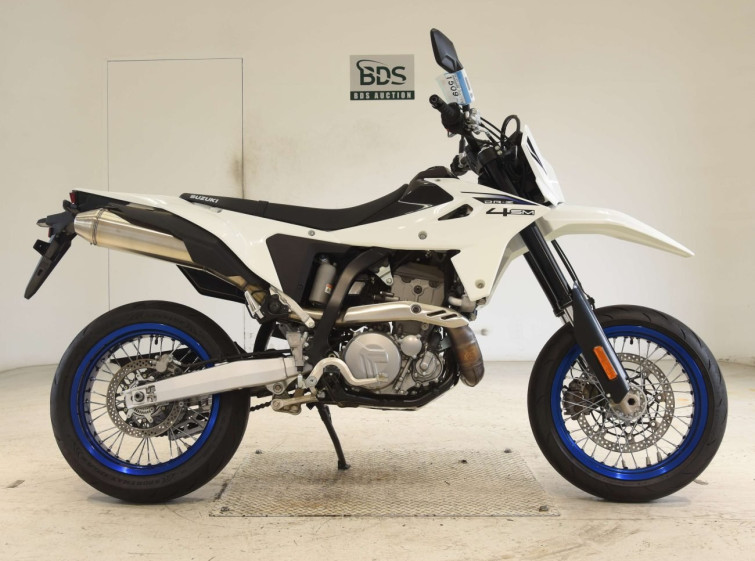 Мотоцикл Suzuki DR-Z4SM с пробегом 3721 km