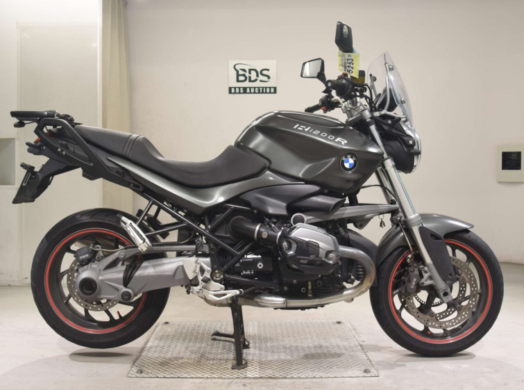 Мотоцикл BMW R1200R з пробігом 145413 km