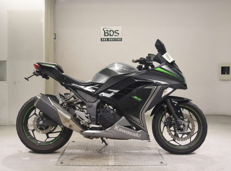 Мотоцикл Kawasaki NINJA250A с пробегом 8439 km