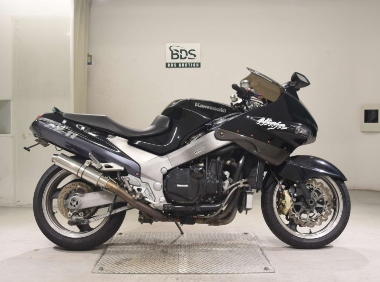 Мотоцикл Kawasaki ZZ-R1100 з пробігом 59309 km