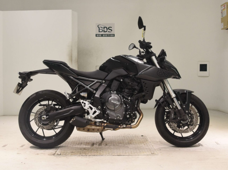 Мотоцикл Suzuki GSX-8S з пробігом 897 km