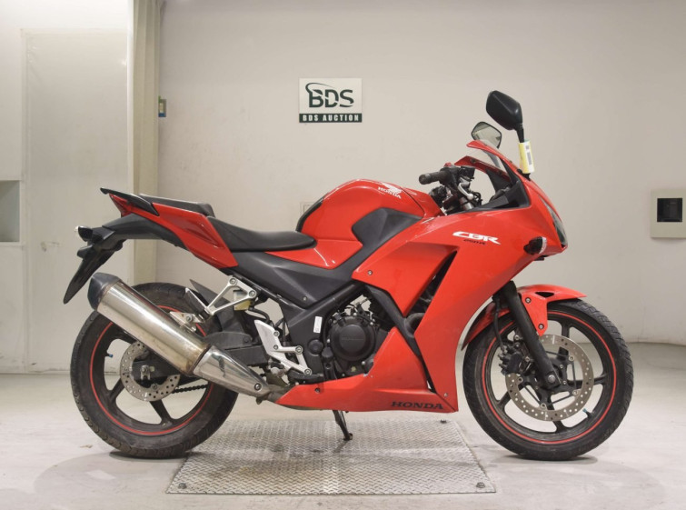 Мотоцикл Honda CBR250R з пробігом 47323 km