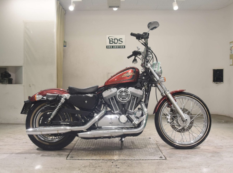 Мотоцикл HD SPORTSTER SEVENTY-TWO XL1200V с пробегом 15269 km