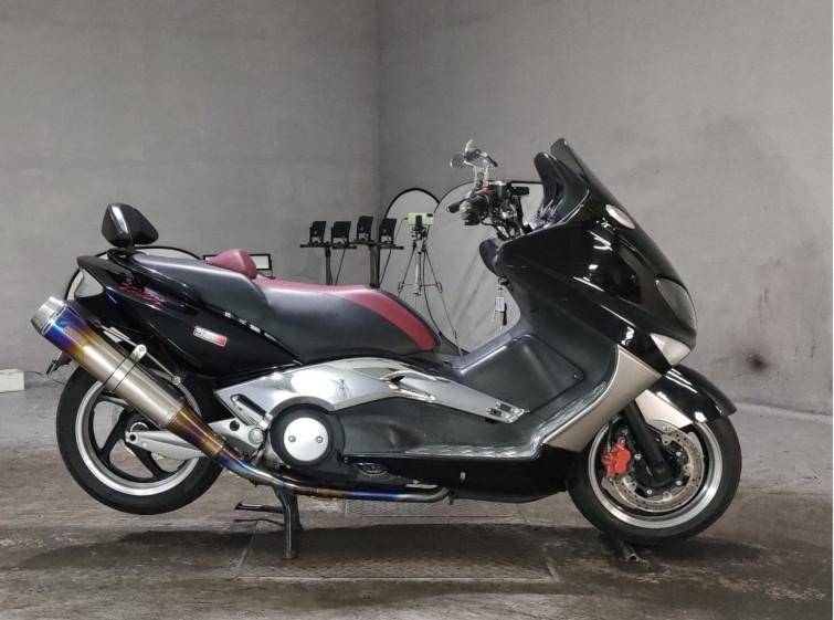 Мотоцикл Yamaha T-MAX500 с пробегом 20069 km