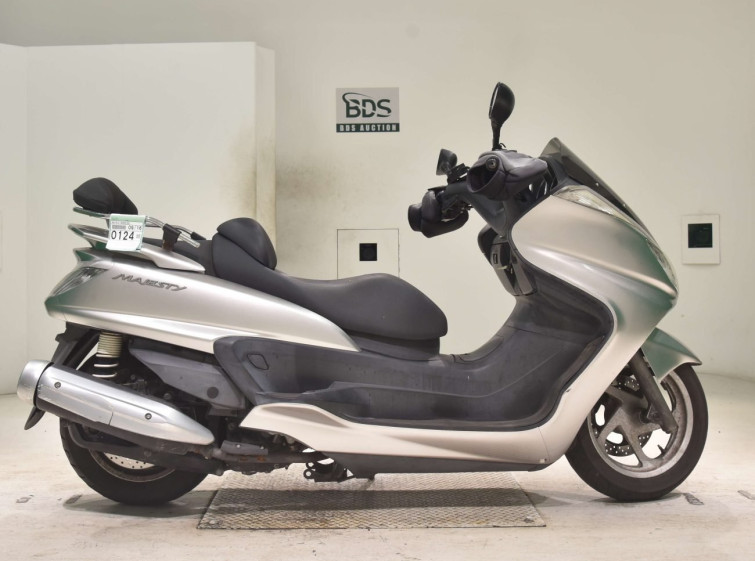 Мотоцикл Yamaha MAJESTY 250 з пробігом 22857 km