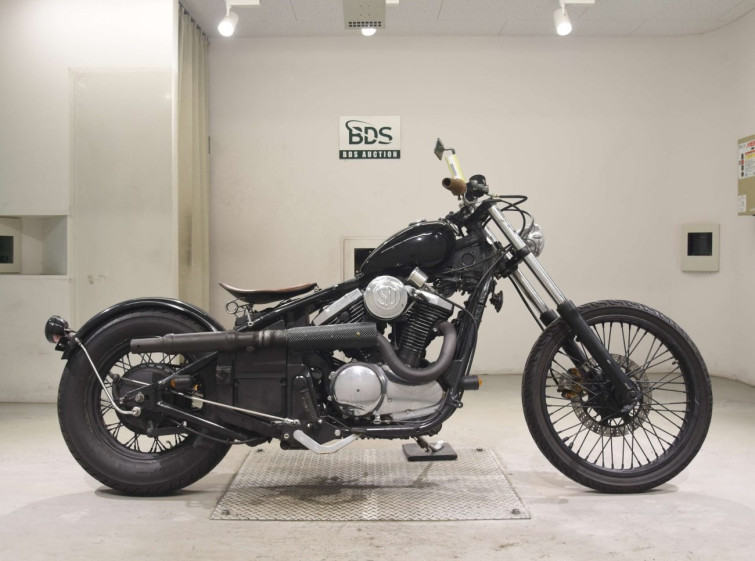 Мотоцикл Kawasaki VULCAN400 CUSTOM с пробегом 723 km